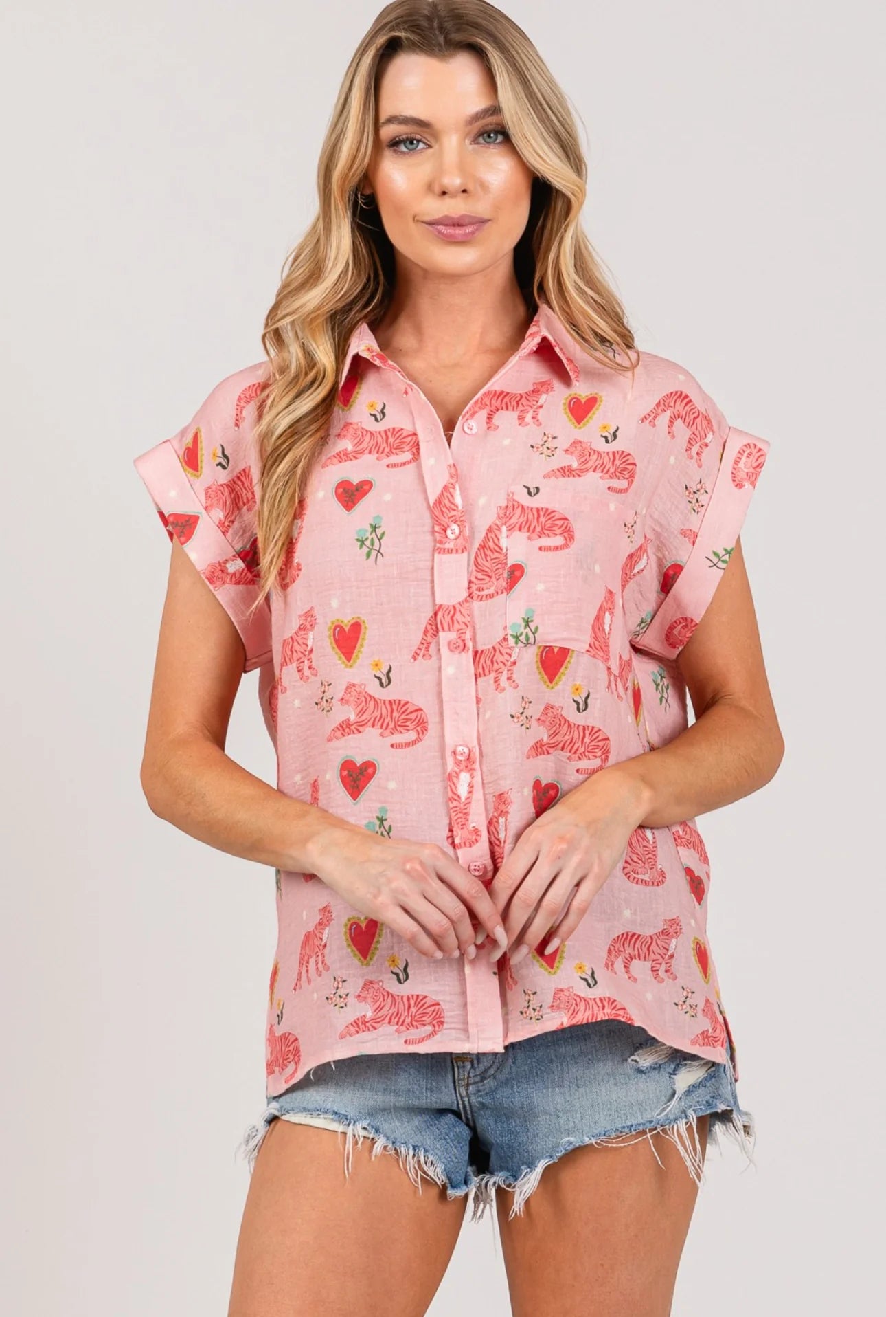 Multi Tiger•Heart Button Up Top